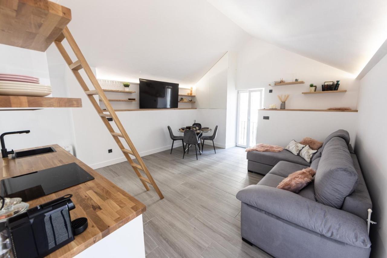 A Casa Dos Contos Apartment กามาริญาส ภายนอก รูปภาพ